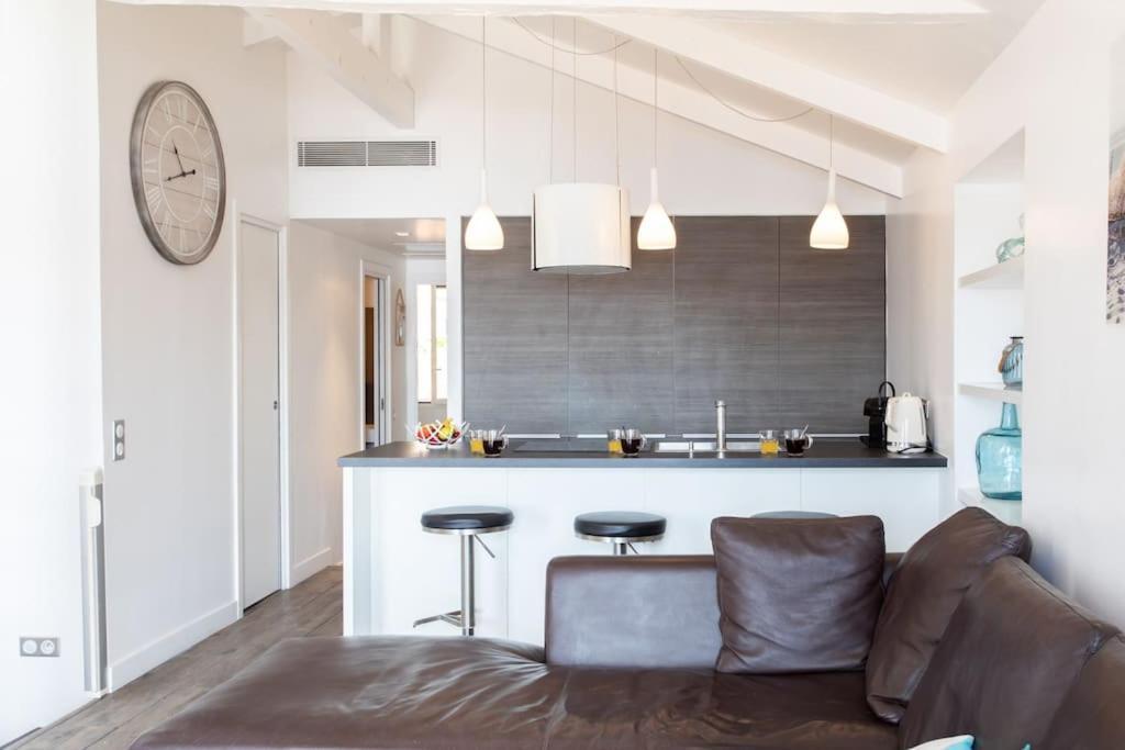 וילפראנש-סור-מר #40 Bright Sea View Suite For 6 2Mins Walk Port & Sea מראה חיצוני תמונה