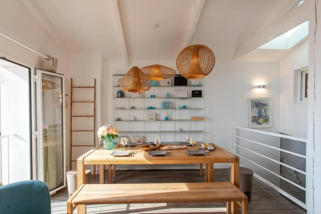 וילפראנש-סור-מר #40 Bright Sea View Suite For 6 2Mins Walk Port & Sea מראה חיצוני תמונה
